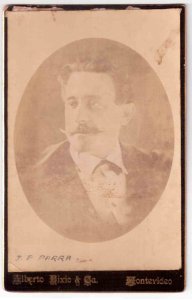 Obra: Fotografa de F. E. Parra - Jos Felipe Parra